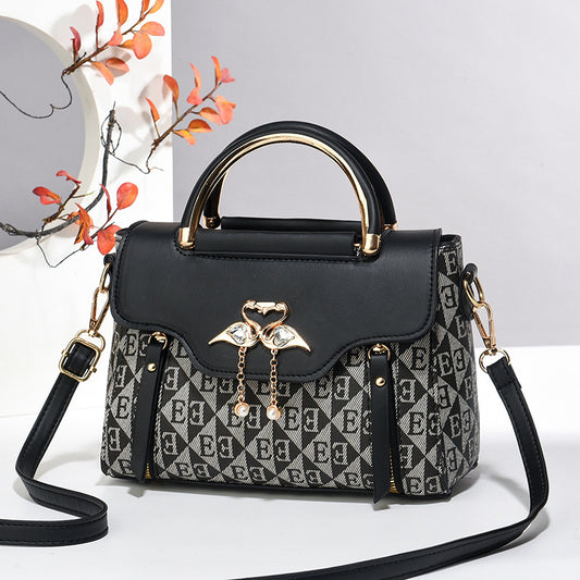 Ladies New Stylish Versatile Tote Shoulder And Purse Bag