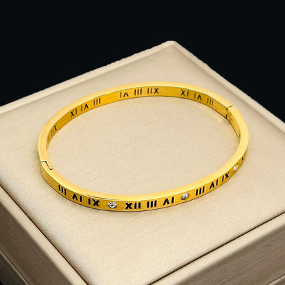 Fashionable And Personalized Roman Character Non Fading Wristband