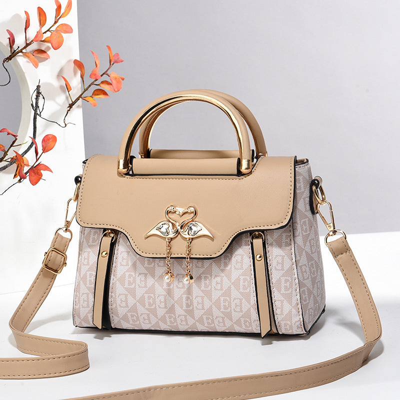 Ladies New Stylish Versatile Tote Shoulder And Purse Bag