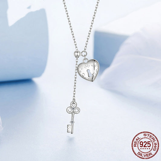 925 Sterling Silver Vintage Pattern Lock Head Key Necklace