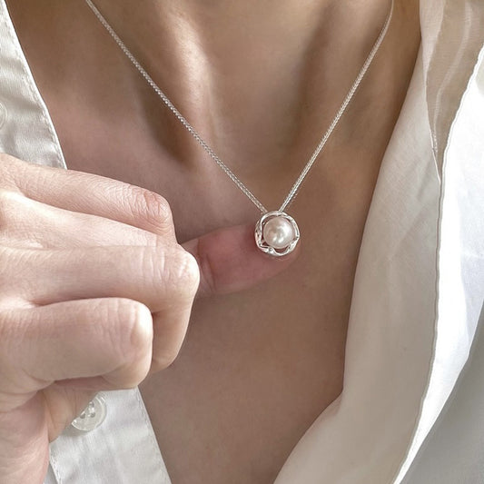 Sweet And Elegant Necklace For Ladies