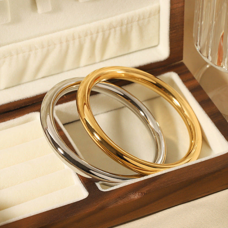 Simple Fashion Ancient Style Hollow Bracelet