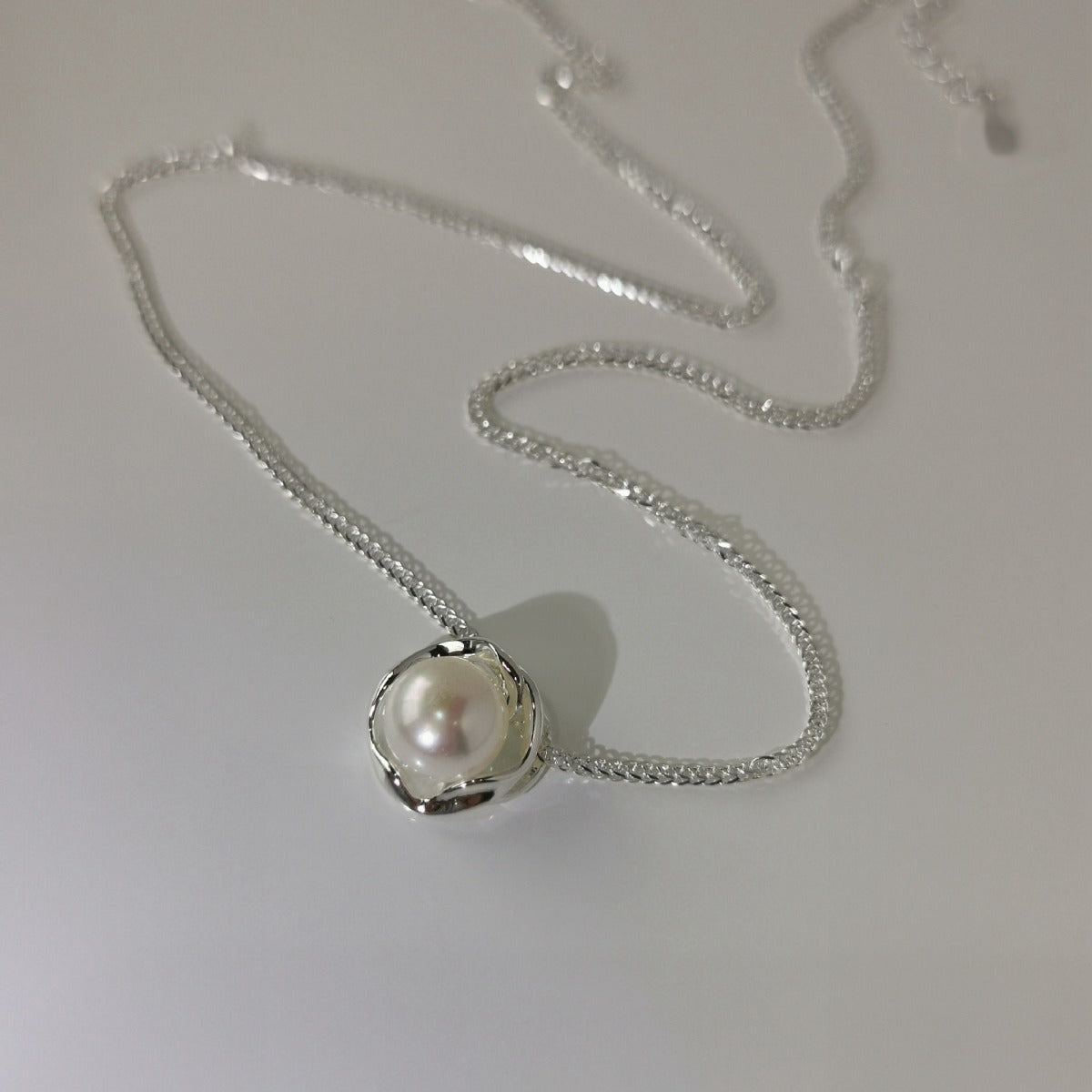 Sweet And Elegant Necklace For Ladies