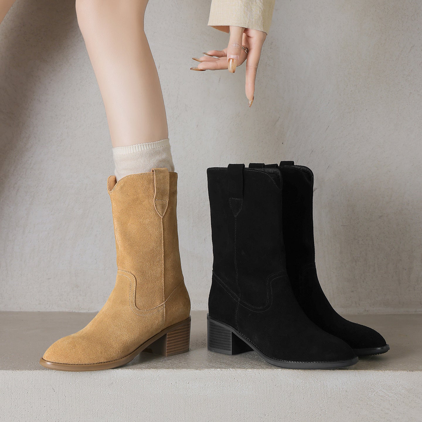 Ladies Autumn winter Brown Cowhide Boots With Matte Finish